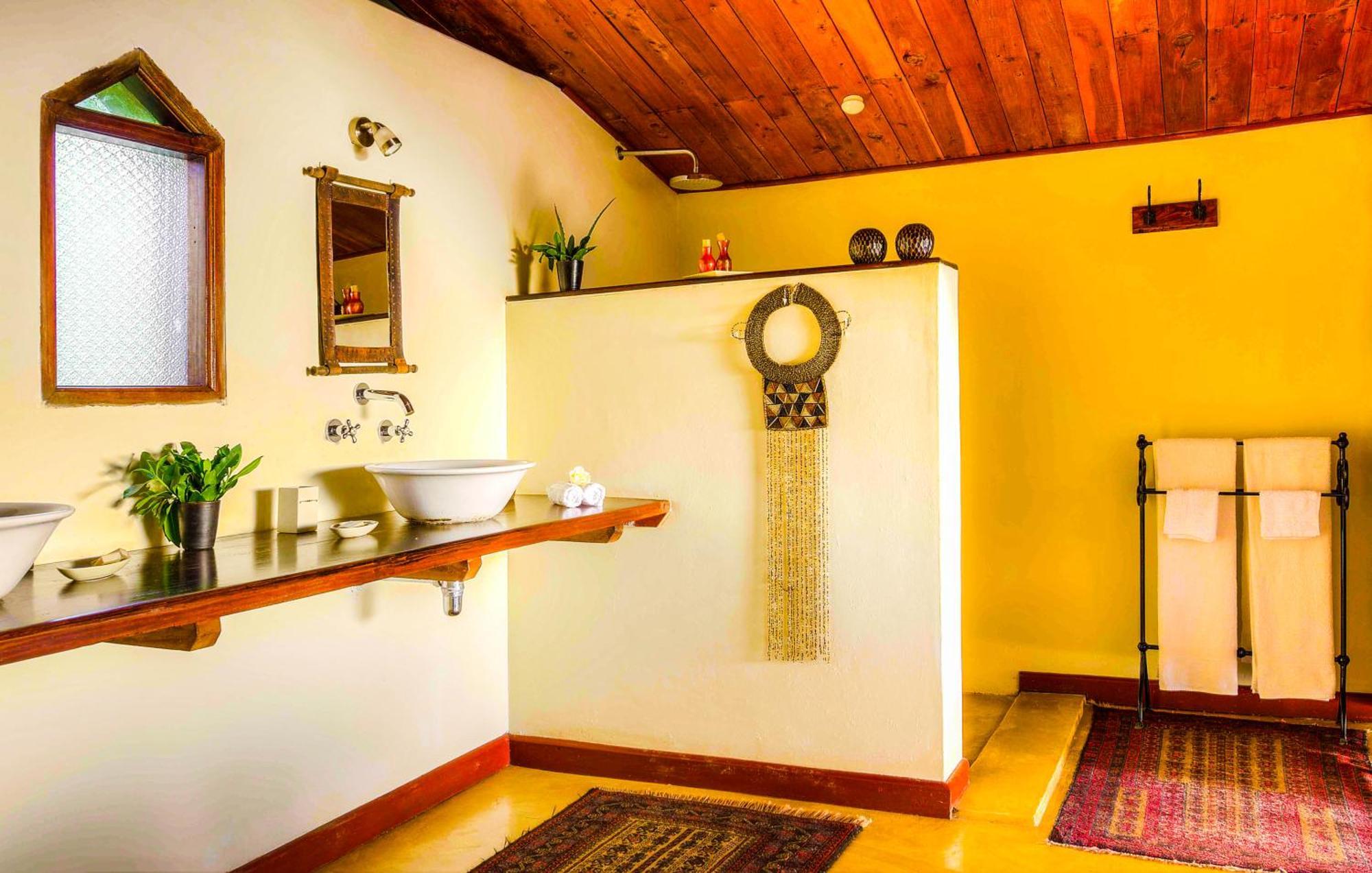 Entumoto Main Camp Hotel Ololaimutiek Ngoại thất bức ảnh