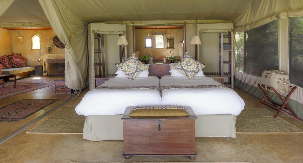 Entumoto Main Camp Hotel Ololaimutiek Ngoại thất bức ảnh